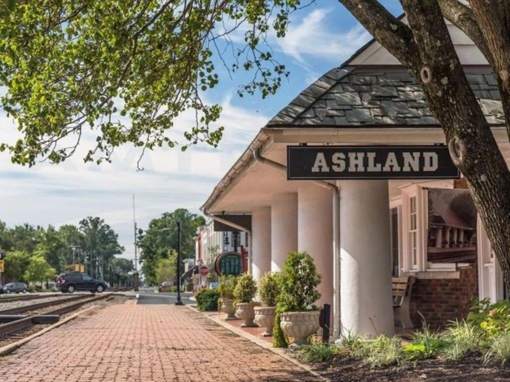 Charming 3-Bedroom Home In Heart Of Ashland Luaran gambar